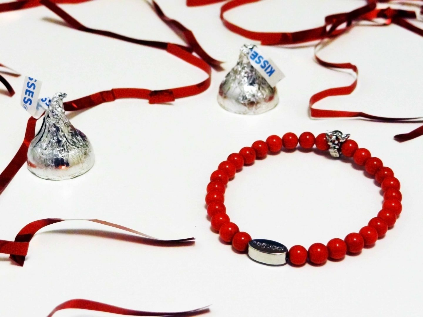 Win An Elephant Memory Stone Bracelet by Joseph Nogucci {Valentine’s Day Giveaway!}