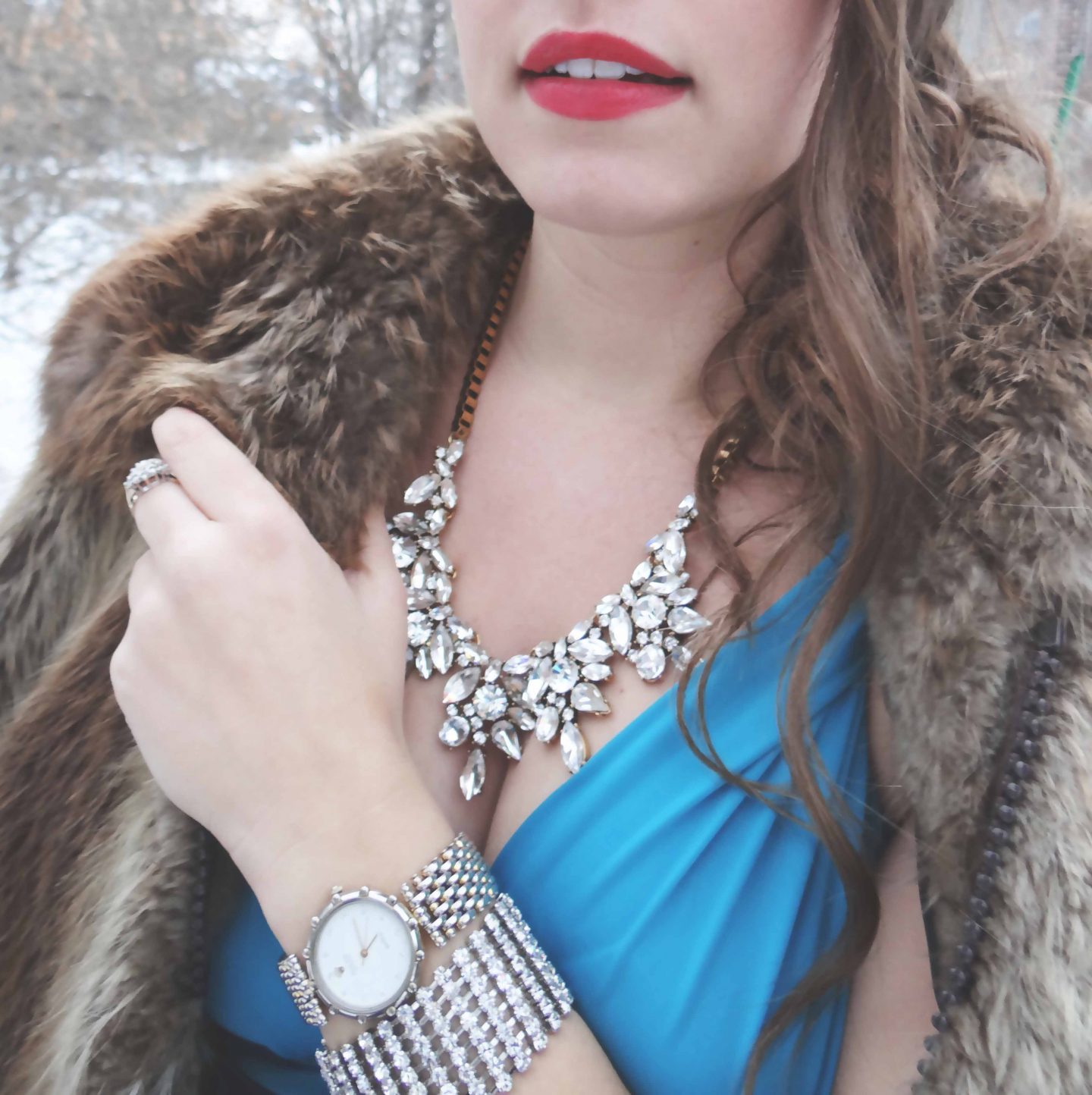 statement necklace, accessorize, Vintage, Hollywood Glamour, Winter Fashion, life and style, fashion blog, fashion, style, outfit, fashion blogger, style blogger, outfit ideas, fashion styles, Victoria Simpson, A Side of Vogue